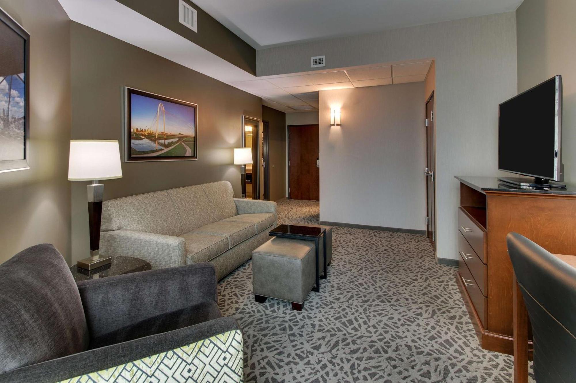Drury Plaza Hotel Dallas Richardson Bagian luar foto